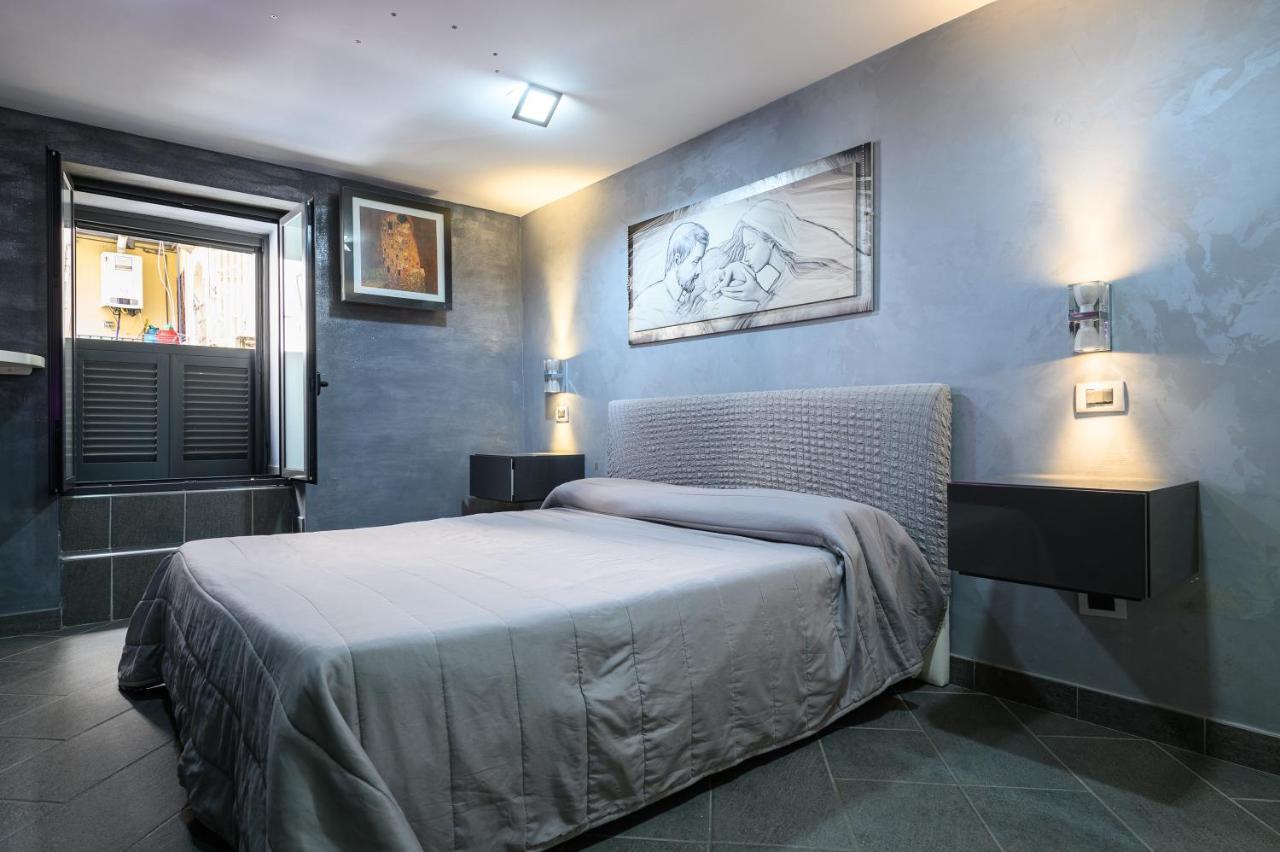 Fox Holiday Home In The Port Napoli Exterior foto